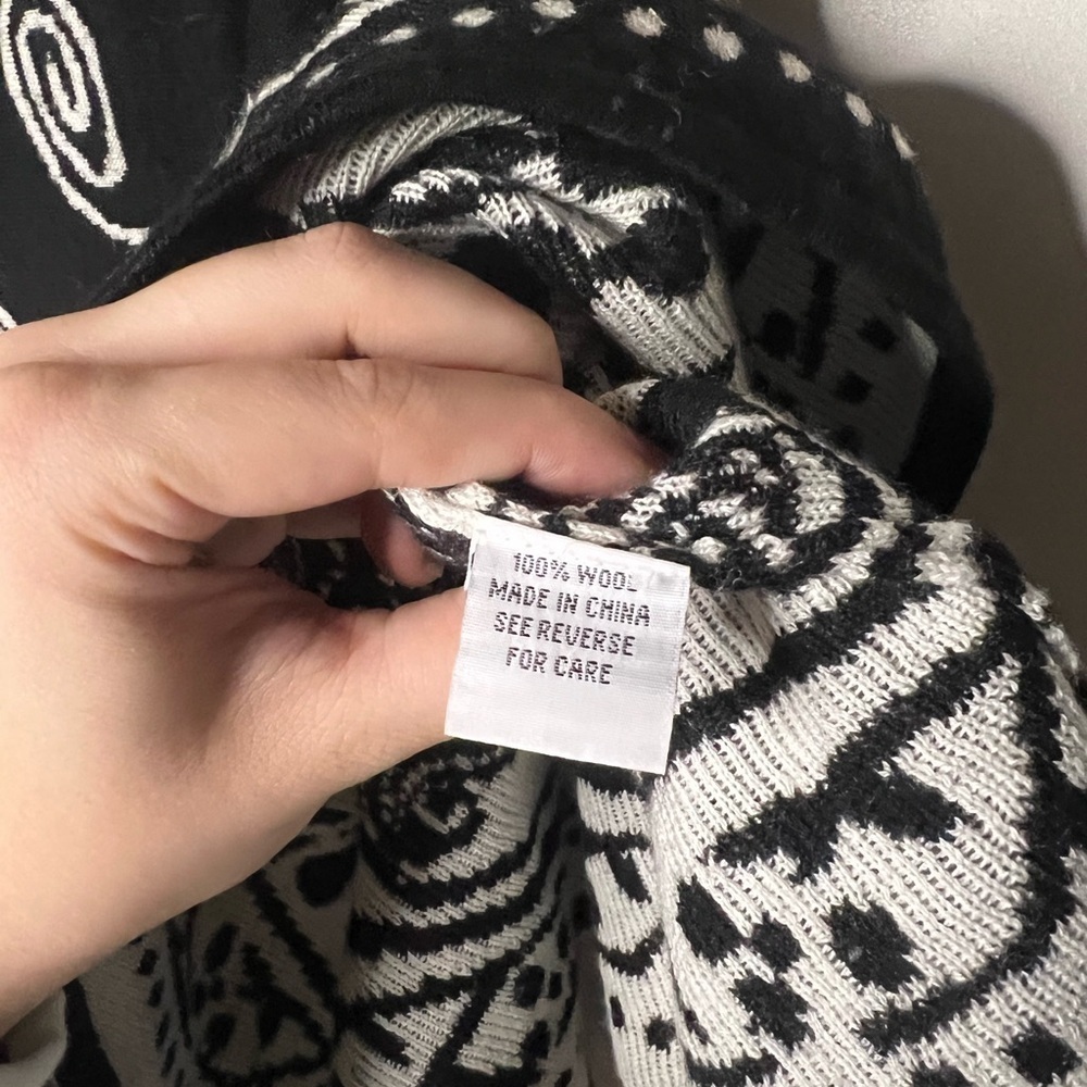 Max Mara 100% Wool Graphic Knit Turtleneck Poncho Cape - Picture 10 of 16